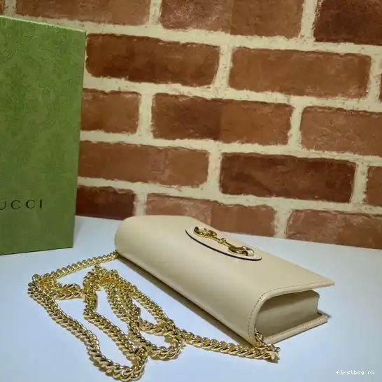 First bag ru Wallet Chain Gucci 0619